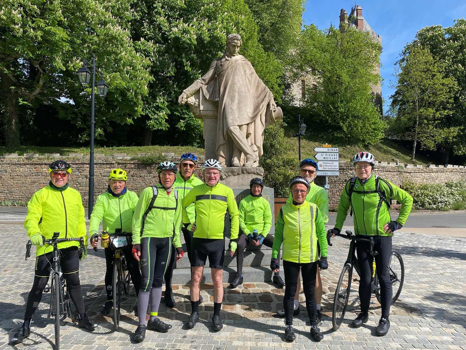 Fléchette de Combourg : Reportage